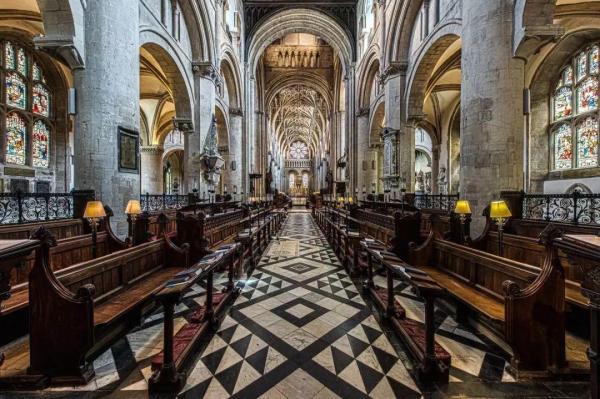 如何选择牛津大学的学院?附《牛津大学学院指南》完整版!