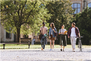 "墨尔本大学的住宿方式有哪些？/