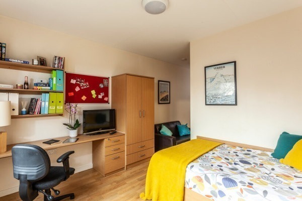 Understanding Derby's public transport for student areas,Derby student flats with a balcony.