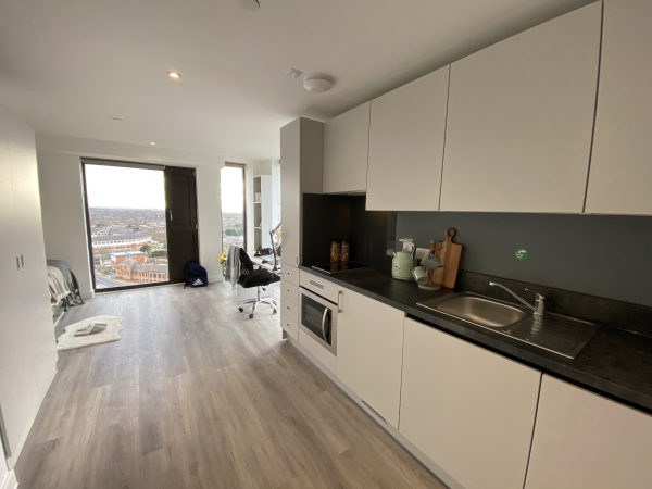 Benefits of living in a Leicester student community,Student shared apartments Leicester pricing