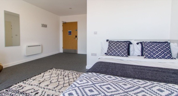 Checklist for moving into a London student apartment,Is renting in London safe for students?