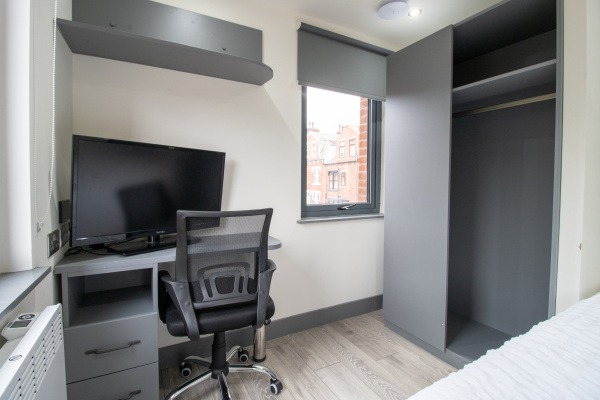 Best time of year to look for student housing in NewYork,NewYork student accommodation monthly rent