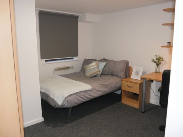 Best time of year to look for student housing in Guildford,Affordable student en-suite Guildford rentals