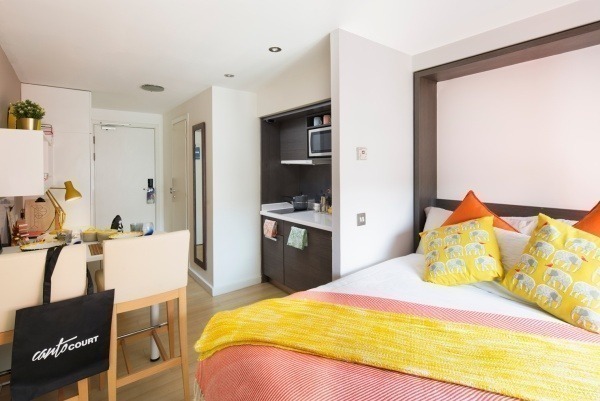 Advantages of en-suite rooms in Liverpool student housing,Student studio apartments in Liverpool prices