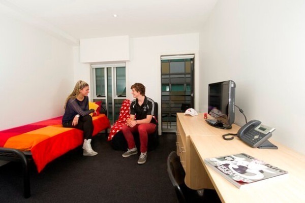 Brighton student accommodation cultural integration tips,Pricing for student flats in central Brighton