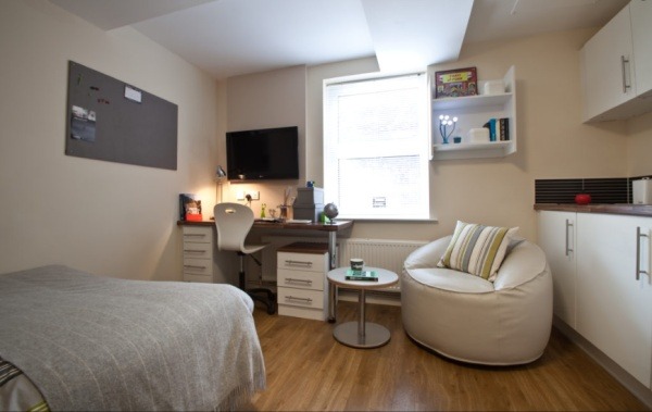 How to find reliable landlords in Edinburgh,Best deals for student accommodation in Edinburgh