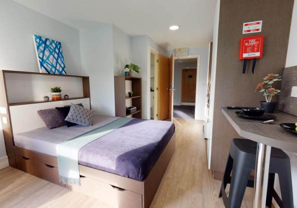 Benefits of living in a Singapore student community,Yearly student housing lease costs Singapore