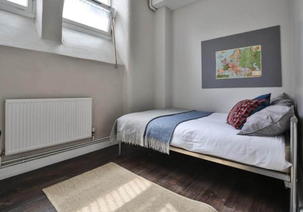 Manchester student apartment deposit refund tips,Price comparison for student flats in Manchester