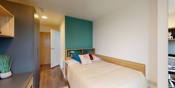 Derby student accommodation near top universities,Yearly student housing lease costs Derby