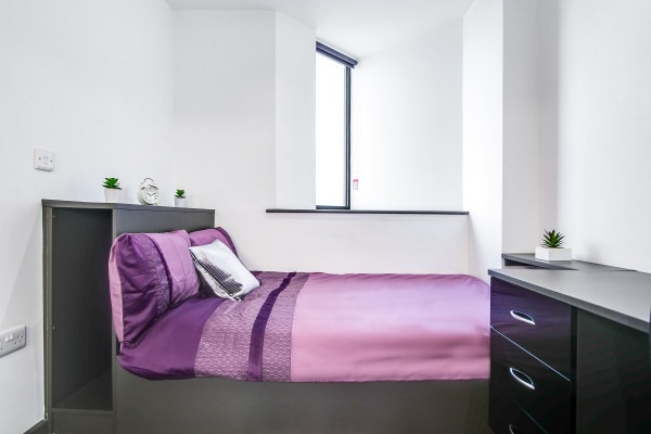 Leeds student accommodation application process,Cost of living for students in Leeds