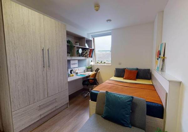 Kingston upon Hull student accommodation cultural integration tips,Cost of living for students in Kingston upon Hull