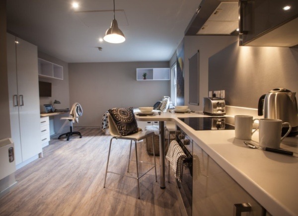 Advantages of en-suite rooms in Dublin student housing,Student studio apartments in Dublin prices