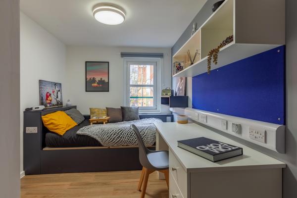 London student accommodation contracts explained,Affordable student en-suite London rentals