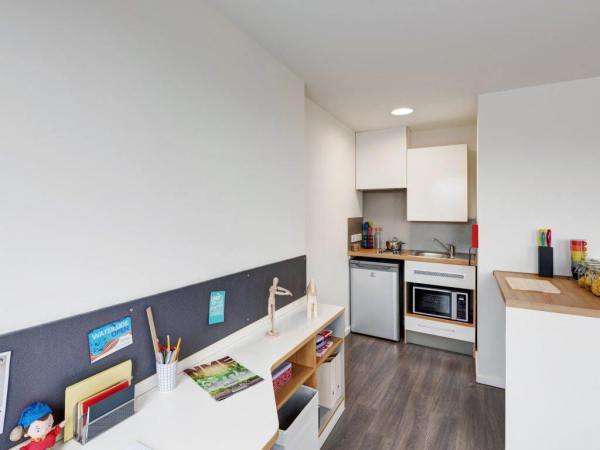 Recommendations for London student housing agencies,Best deals for student accommodation in London