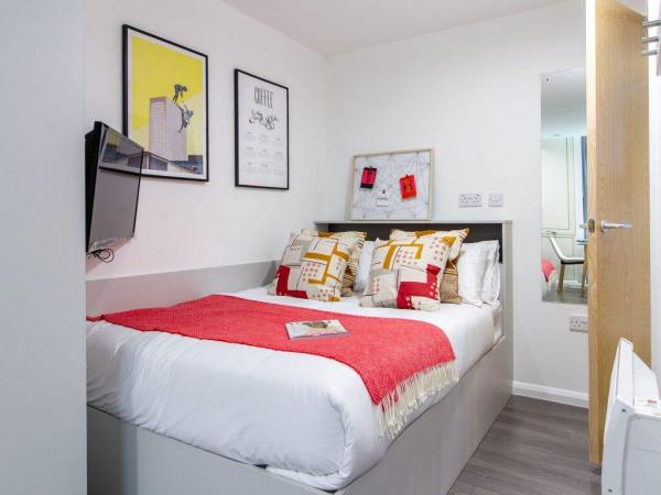 Finding roommates for London student flats,Student accommodation promotions London