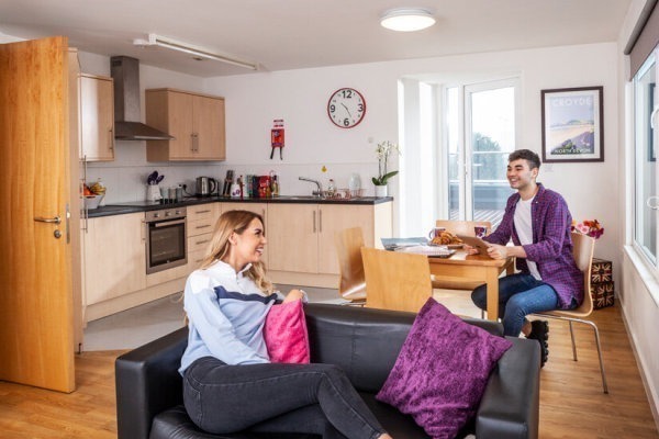 Lincoln student accommodation contracts explained,Cost-effective student residence Lincoln