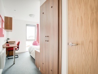 London student accommodation application process,Budget-friendly student hostels in London