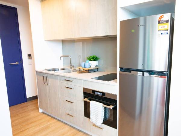 Checklist for moving into a London student apartment,Is renting in London safe for students?