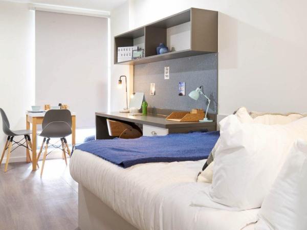 Student studio apartments in London,London student accommodation monthly rent