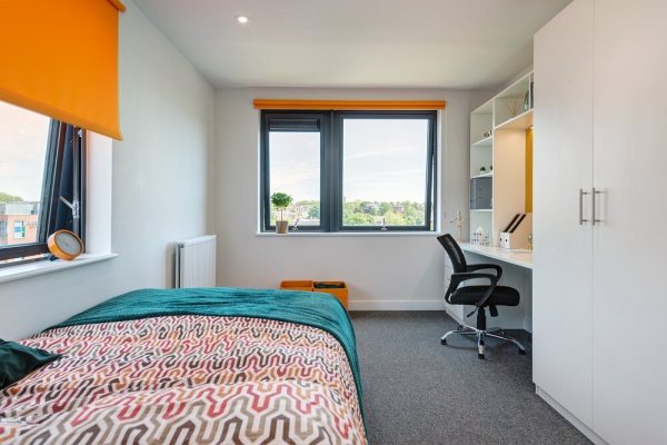 Advantages of en-suite rooms in Aberdeen student housing,Aberdeen student housing near campus prices