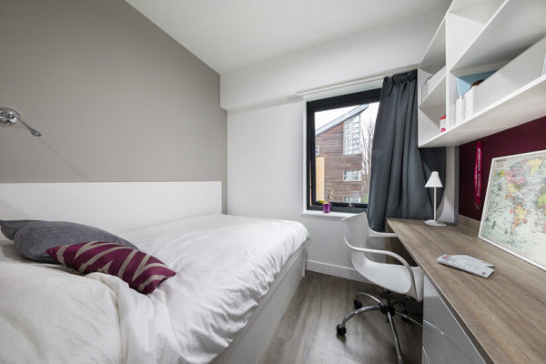 Canberra student apartment deposit refund tips,Canberra student accommodations near public transport.