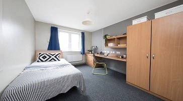 London student accommodation contracts explained,Cheap student en-suite rooms in London