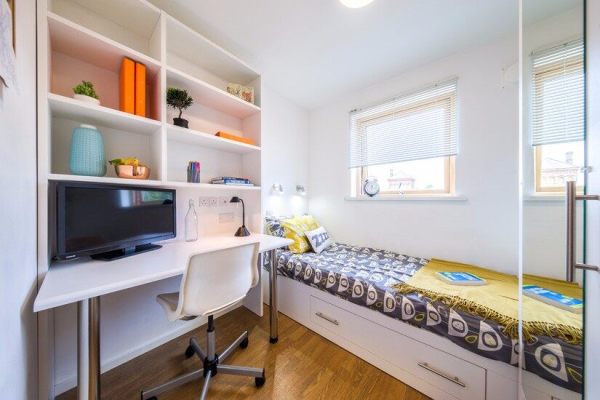 Furnished vs unfurnished student apartments in London,Economical student apartments in London