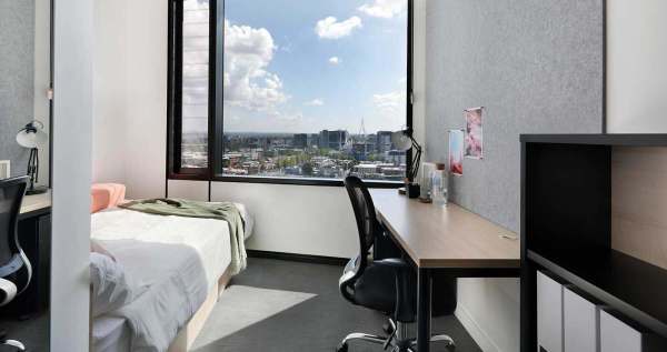 Singapore student apartment deposit refund tips,Singapore student halls rent prices