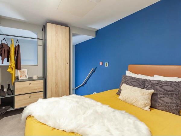 Student studio apartments in Dublin,Dublin student accommodations near public transport.