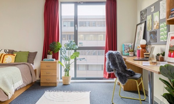 Bolton student accommodation application process,Bolton student accommodations near public transport.