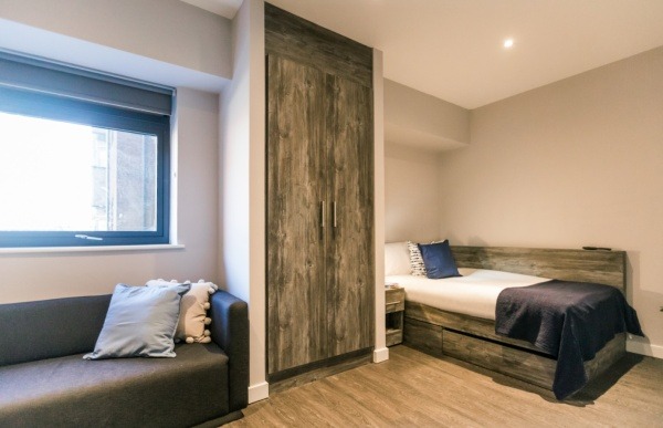 Renewing or ending a student housing lease in London,Discounted student accommodation London