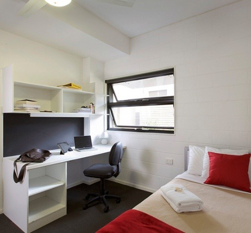 Melborune student accommodation contracts explained,Are pets allowed in Melborune student apartments?