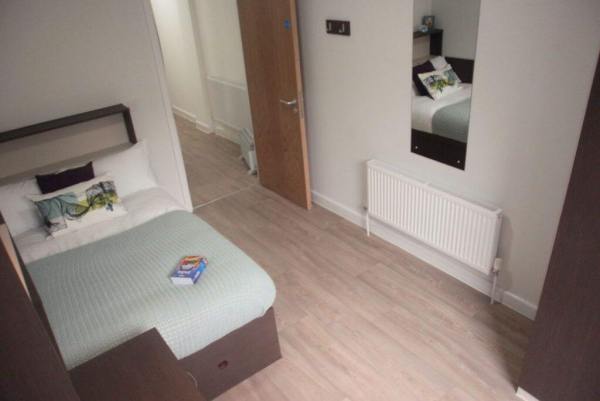 Benefits of living in Birmingham student halls,Economical student apartments in Birmingham