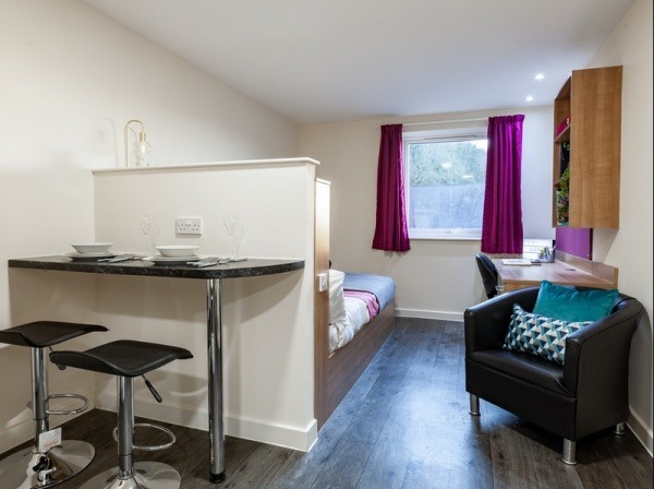 Benefits of living in Preston student halls,Low-cost student flats in Preston