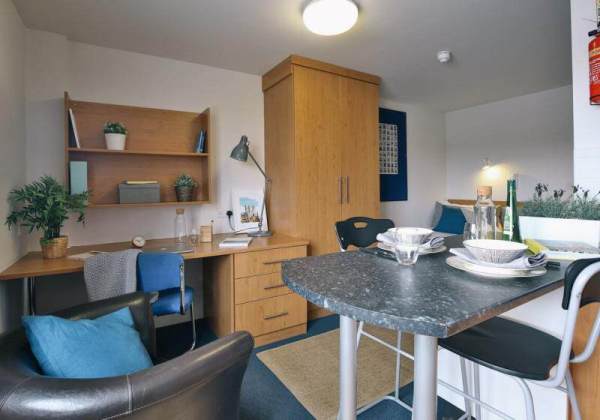 Newcastle-under-lyme student housing guide,How comfortable are the beds in Newcastle-under-lyme student apartments?