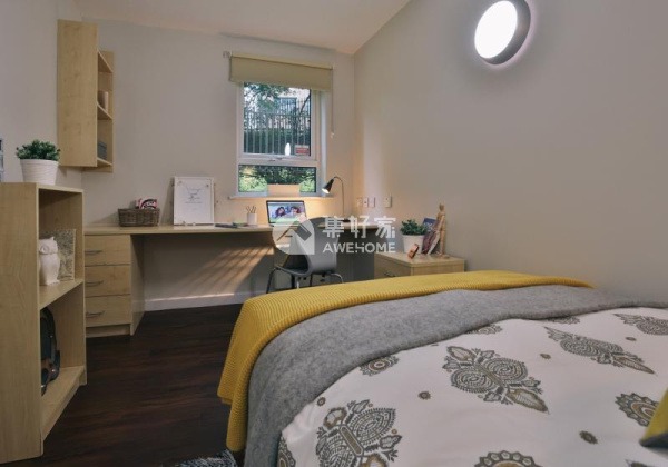 Student studio apartments in London,London student accommodations near public transport.