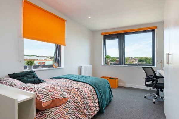 Maintenance requests for Medway student flats,Medway international student housing prices