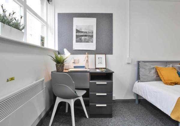 Furnished vs unfurnished student apartments in Middlesbrough,Is renting in Middlesbrough safe for students?