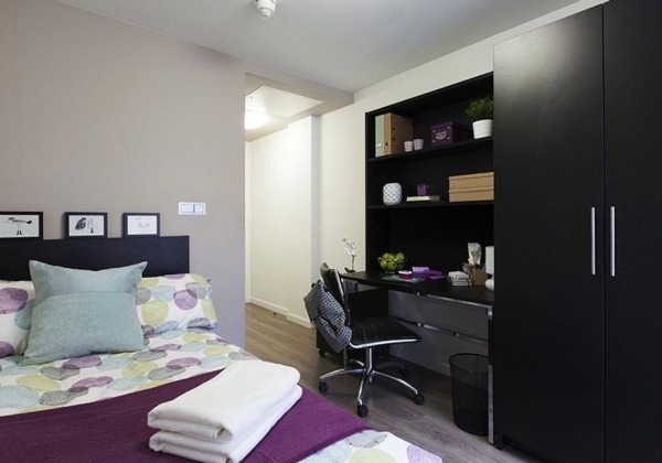 Checklist for moving into a London student apartment,Student accommodation promotions London