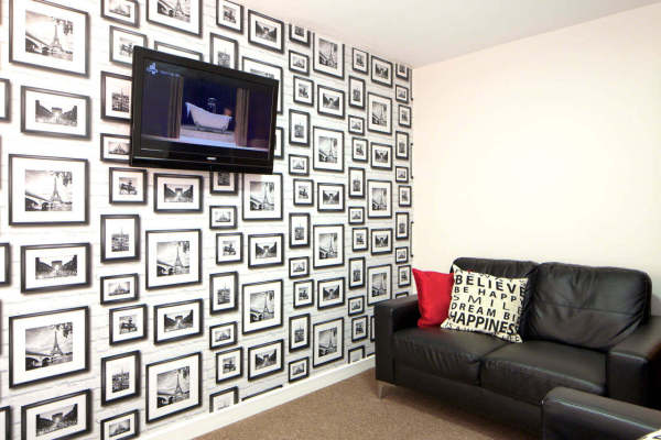 Benefits of living in a Chester student community,Pricing for student flats in central Chester