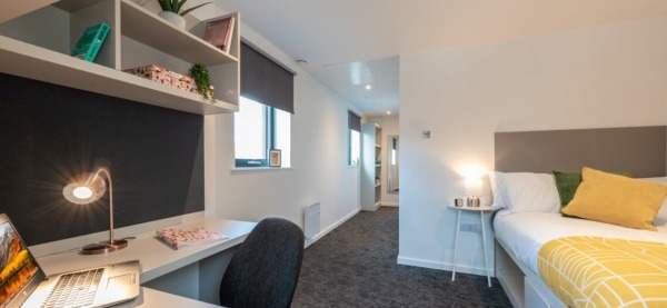 Benefits of living in Bournemouth student halls,Bournemouth student accommodation deposit amount