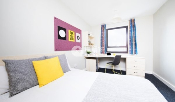 Recommendations for Edinburgh student housing agencies,Are Edinburgh student rooms soundproof?