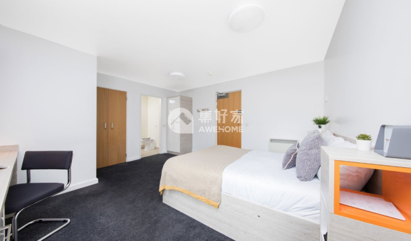 Steps to rent a student property in Newcastle upon Tyne,Are there security guards in Newcastle upon Tyne student accommodations?