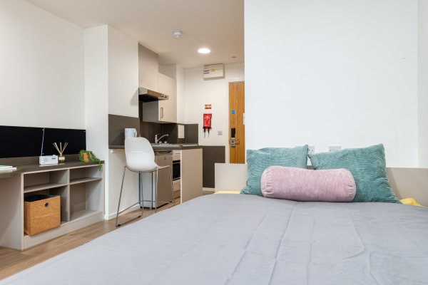 Furnished vs unfurnished student apartments in Preston,Economical student apartments in Preston