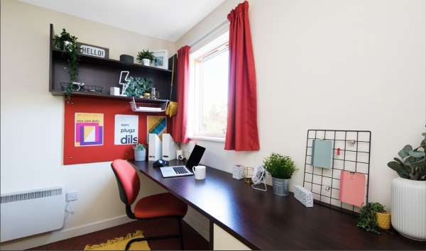 Furnished vs unfurnished student apartments in Salford,Cost of living for students in Salford