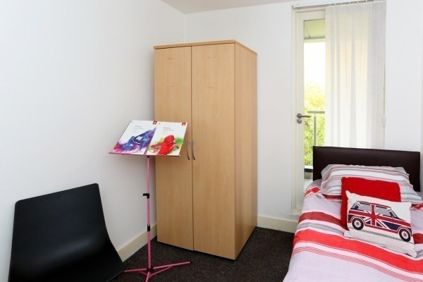 Leeds student accommodation cultural integration tips,Cost-effective student residence Leeds