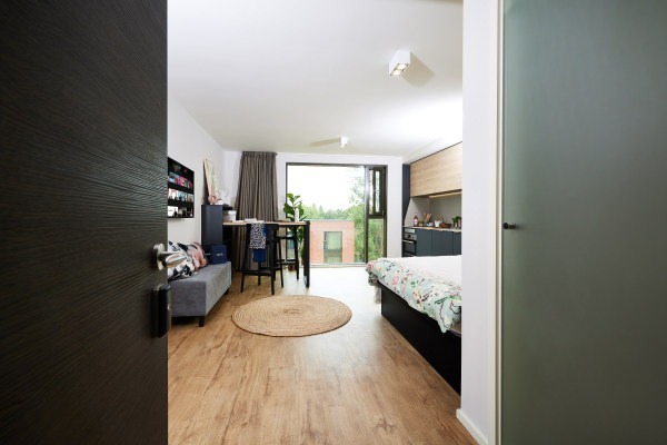 Finding roommates for Coventry student flats,Are Coventry student rooms soundproof?