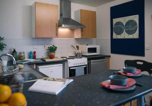 Tips for international students renting in Liverpool,Low-cost student flats in Liverpool