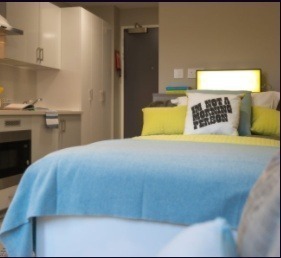 Advantages of en-suite rooms in Huddersfield student housing,Huddersfield student accommodation special offers