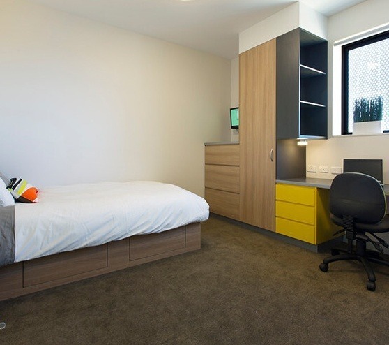 Coventry university campus vs off-campus housing,Budget-friendly student hostels in Coventry